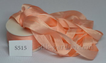 Шелковая лента S515 Ленточка из 100% шелка. Цена указана за 1метр