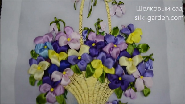 МК  Анютины глазки в корзине